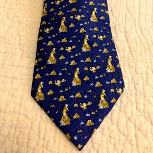 Hermès class men’s 100% silk tie.